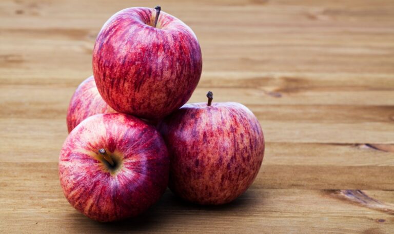 Manzana Royal